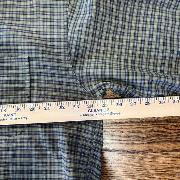 VTG LL Bean Long Sleeve Button Down Shirt Mens L Green Plaid Made in USA Outdoor - Picture 5 of 8